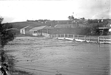 Burra's Whitehart flood